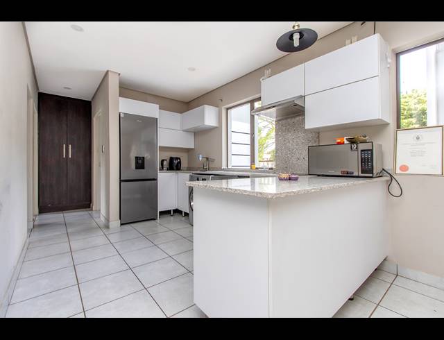 2 BEDROOM APARTMENT RENTED IN NORTHCLIFF
